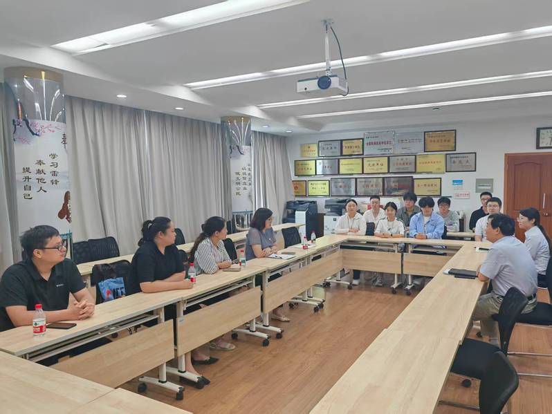 社会服务教研室赴合肥市殡仪馆看...