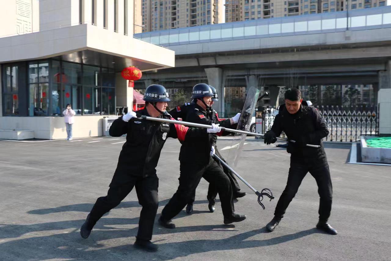 胳膊肘皮肤粗糙