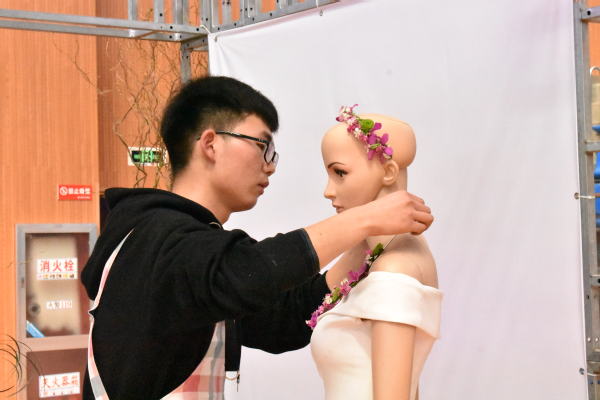 http://www.cua.edu.cn/_upload/article/images/59/ba/70184f2947db87adf46e1fb746af/7097062d-e782-4e2a-99c6-8f3d00a85bd8.jpg